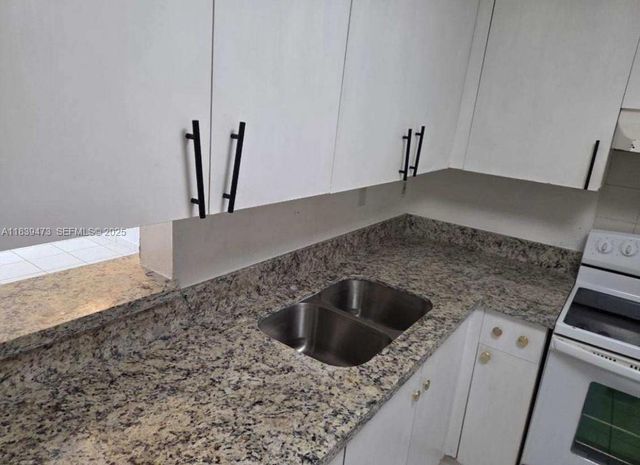 5755 W 20 Avenue 206, Hialeah, FL 33012