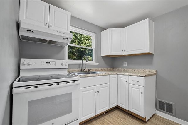 132 Homer Pl, Shaler, PA 15223