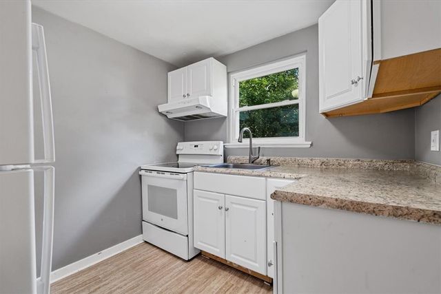 132 Homer Pl, Shaler, PA 15223