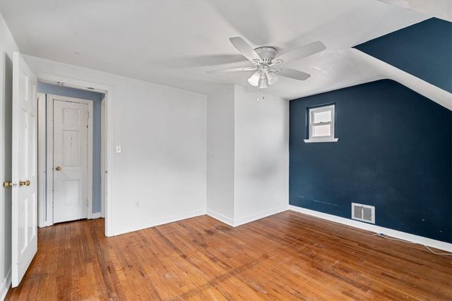 132 Homer Pl, Shaler, PA 15223