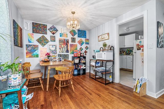 132 Homer Pl, Shaler, PA 15223