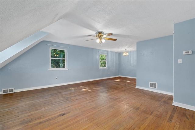 132 Homer Pl, Shaler, PA 15223