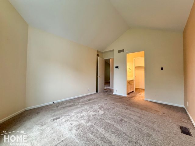 843 Yorick Path, Wixom, MI 48393
