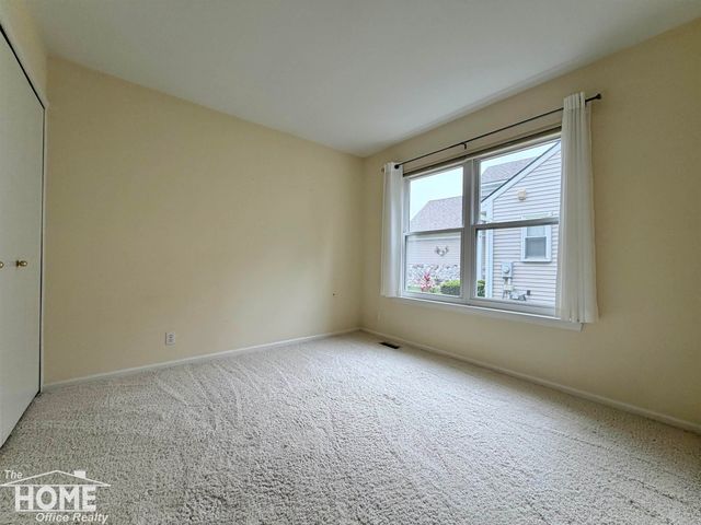 843 Yorick Path, Wixom, MI 48393
