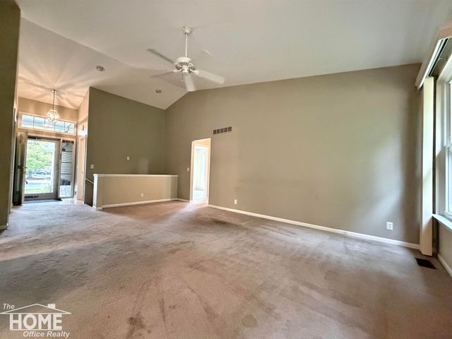 843 Yorick Path, Wixom, MI 48393