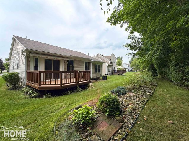 843 Yorick Path, Wixom, MI 48393