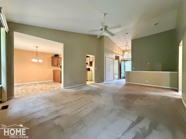 843 Yorick Path, Wixom, MI 48393