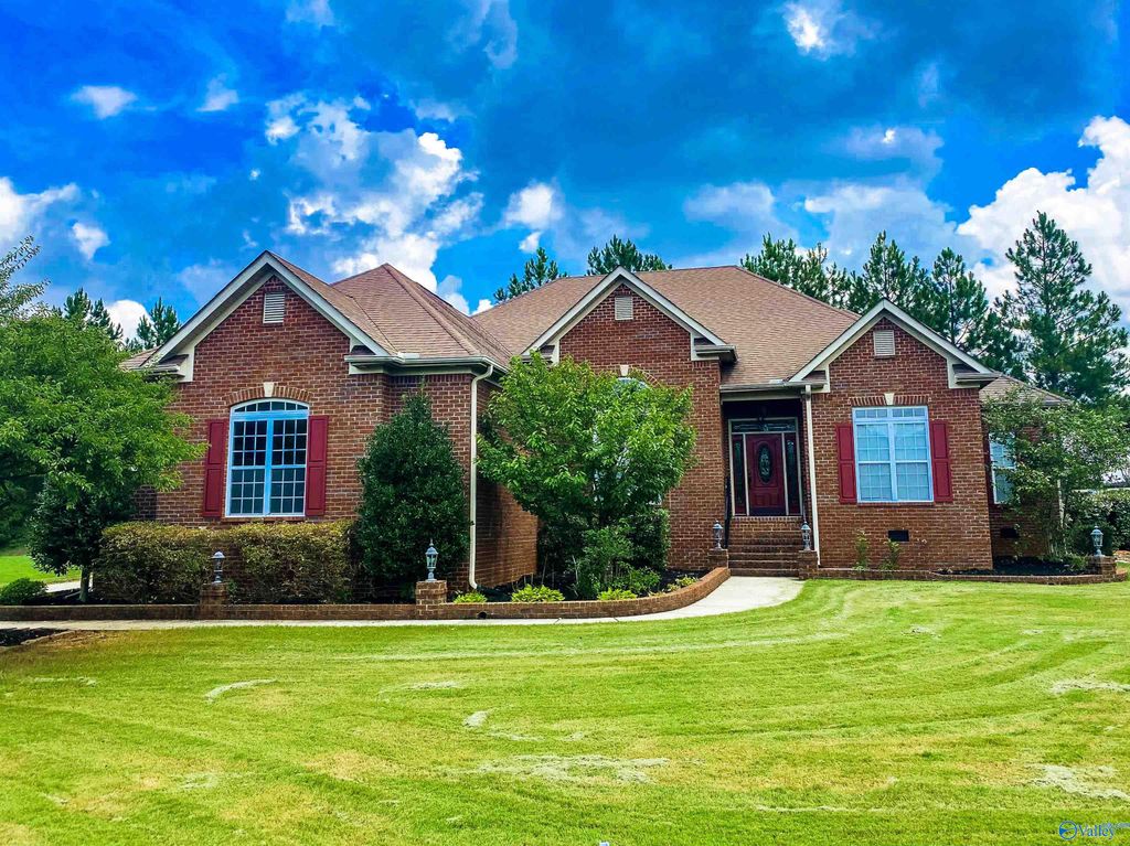 100 Mayfair Court, Madison, AL 35758