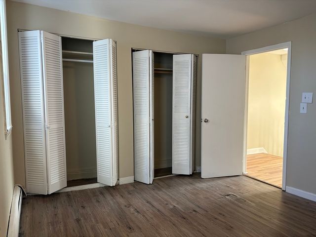 36 Cork St 36, Lowell, MA 02722