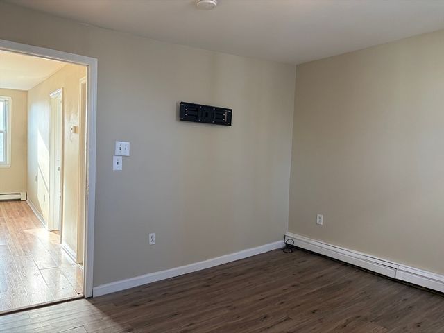 36 Cork St 36, Lowell, MA 02722