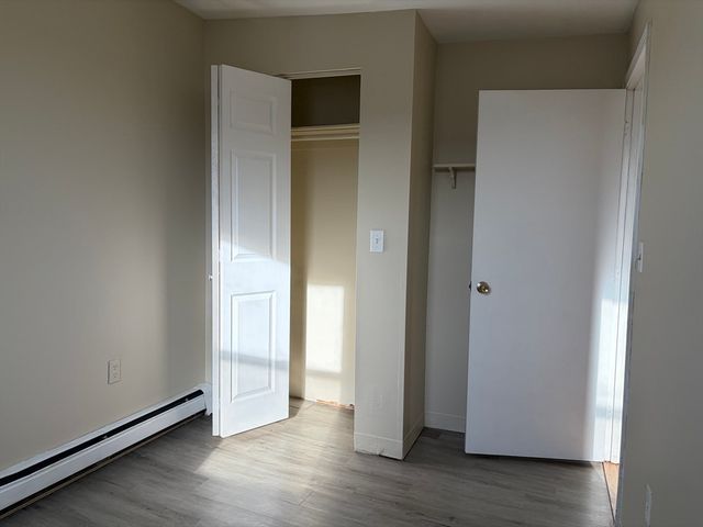 36 Cork St 36, Lowell, MA 02722