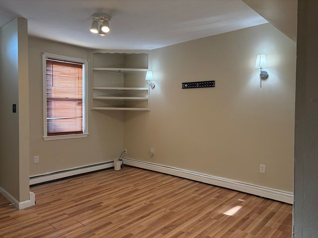 36 Cork St 36, Lowell, MA 02722