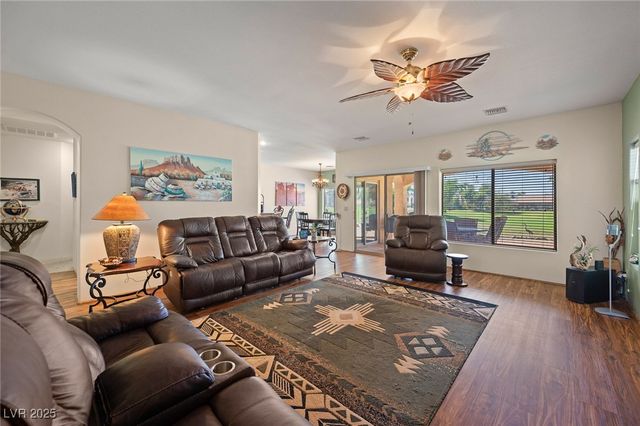 1433 Palm Drive, Laughlin, NV 89029