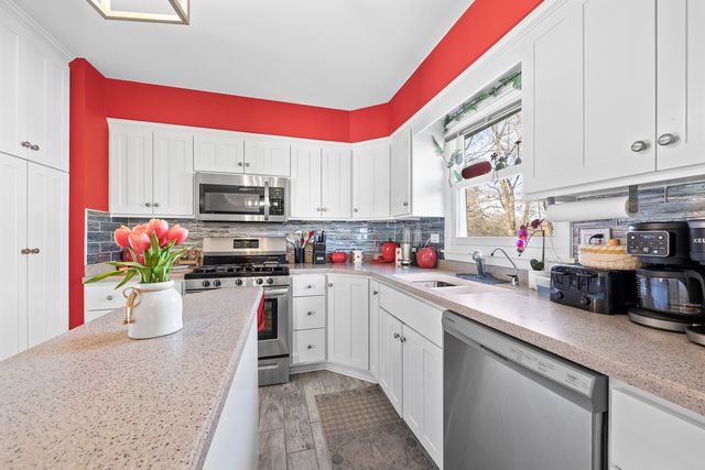 12755 S Elizabeth Drive, Plainfield, IL 60585