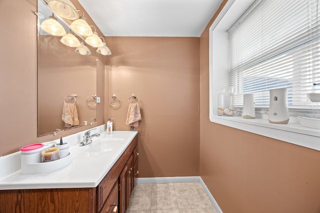 12755 S Elizabeth Drive, Plainfield, IL 60585