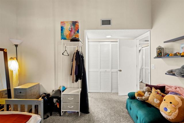 2200 BAHIA VISTA STREET B8, Sarasota, FL 34239