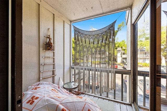 2200 BAHIA VISTA STREET B8, Sarasota, FL 34239