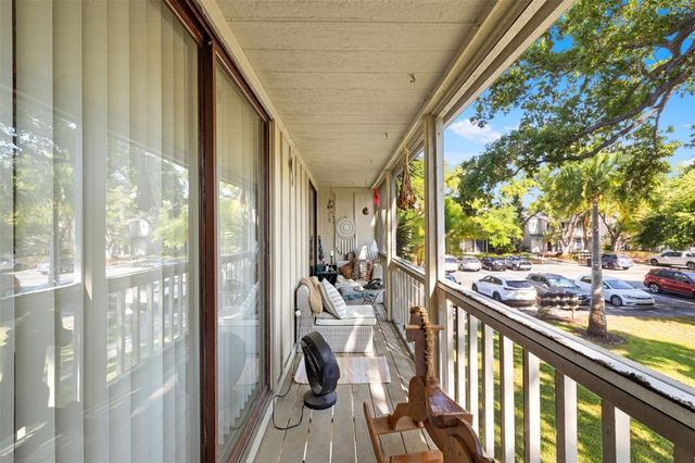 2200 BAHIA VISTA STREET B8, Sarasota, FL 34239