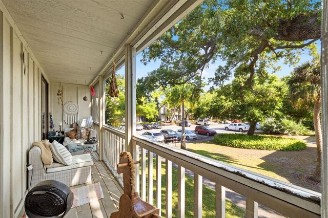 2200 BAHIA VISTA STREET B8, Sarasota, FL 34239