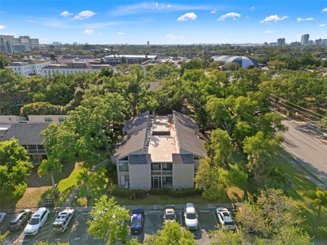 2200 BAHIA VISTA STREET B8, Sarasota, FL 34239