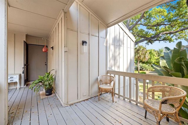 2200 BAHIA VISTA STREET B8, Sarasota, FL 34239