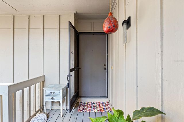 2200 BAHIA VISTA STREET B8, Sarasota, FL 34239