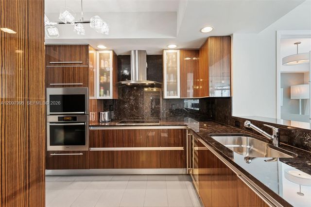 2711 S Ocean Dr 606, Hollywood, FL 33019