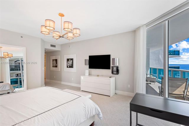 2711 S Ocean Dr 606, Hollywood, FL 33019