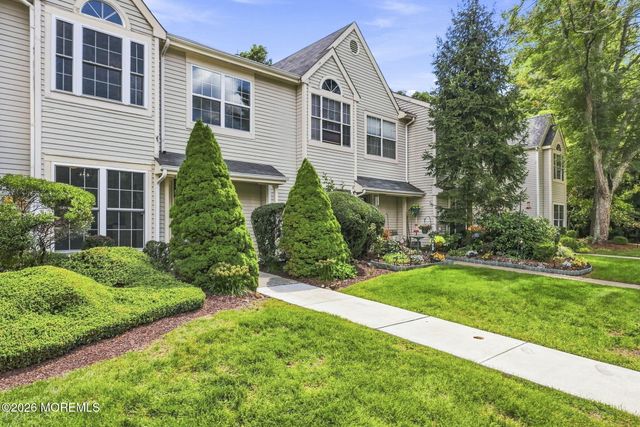 496 Cottonwood Court, Howell, NJ 07731