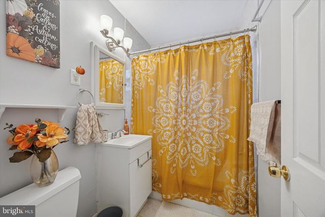 213 HOFFMAN RD, Ridley Park, PA 19078