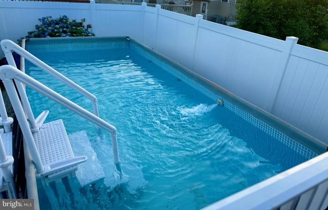 213 HOFFMAN RD, Ridley Park, PA 19078