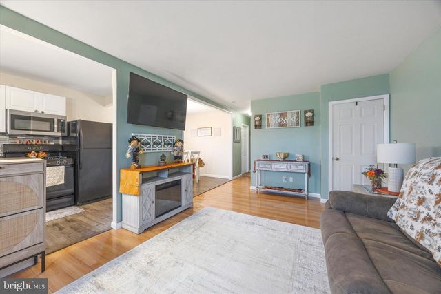 213 HOFFMAN RD, Ridley Park, PA 19078