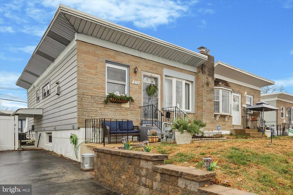 213 HOFFMAN RD, Ridley Park, PA 19078