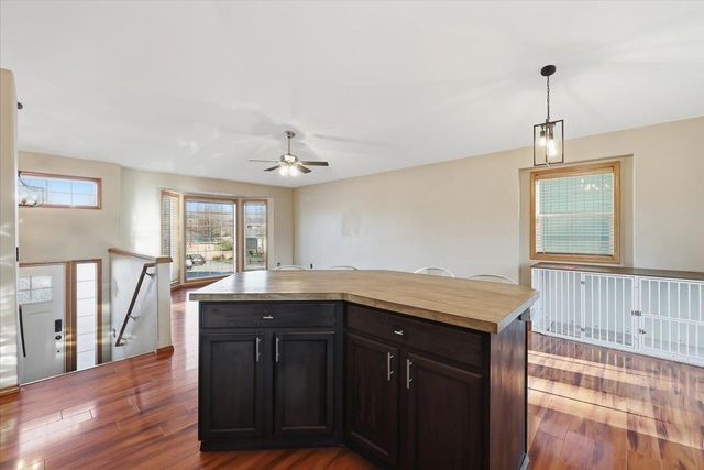 23014 E Valleyway Ave, Liberty Lake, WA 99019