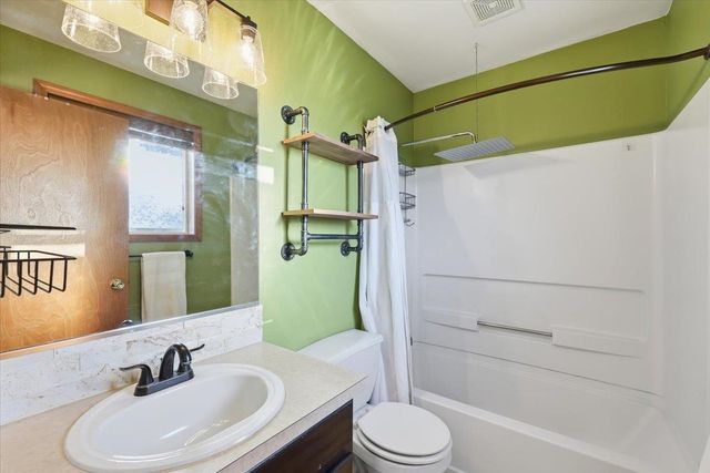 23014 E Valleyway Ave, Liberty Lake, WA 99019