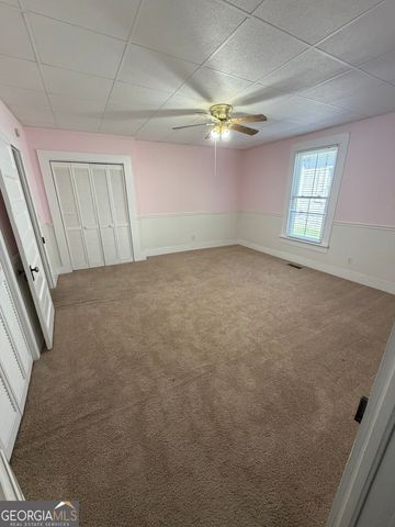 151 S Tusten Street, Elberton, GA 30635