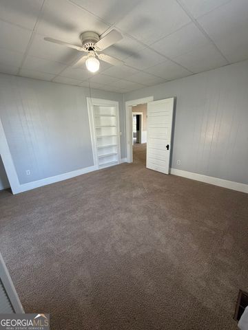 151 S Tusten Street, Elberton, GA 30635