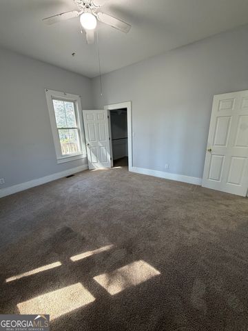 151 S Tusten Street, Elberton, GA 30635