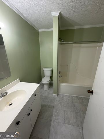 151 S Tusten Street, Elberton, GA 30635