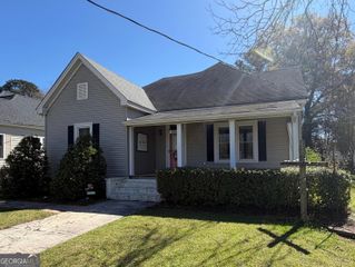 151 S Tusten Street, Elberton, GA 30635