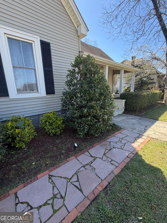 151 S Tusten Street, Elberton, GA 30635 — photo 3