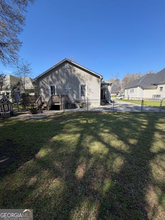 151 S Tusten Street, Elberton, GA 30635 — photo 5