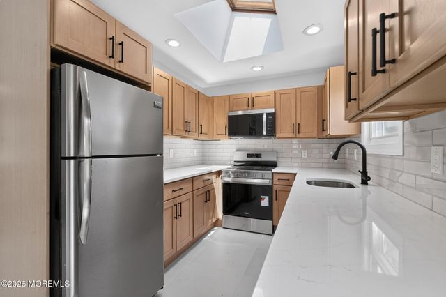 877 Egret Drive, Toms River, NJ 08753
