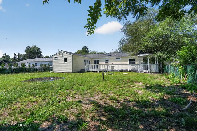 877 Egret Drive, Toms River, NJ 08753