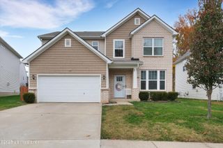 10021 Creek View Estates Dr, Louisville, KY 40291