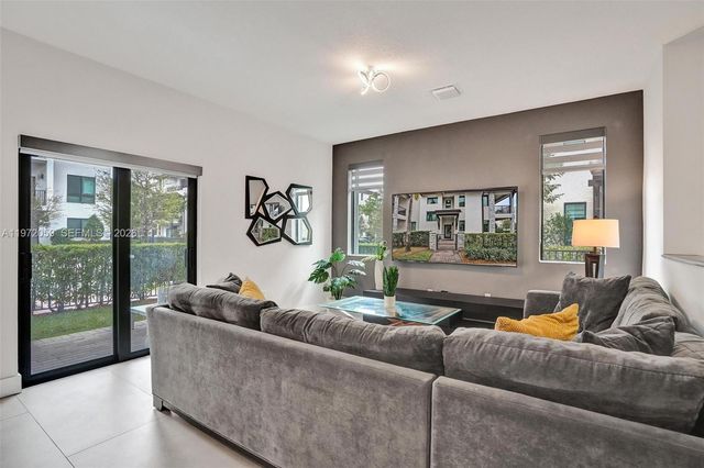 4771 NW 84th Ave, Doral, FL 33166