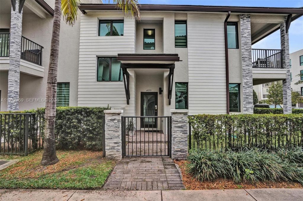 4771 NW 84th Ave, Doral, FL 33166