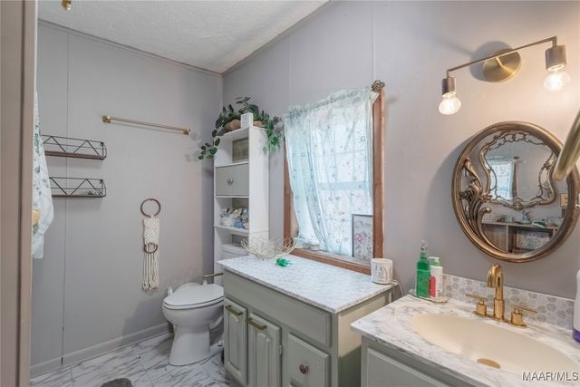 802 Oak Heights Road, Tallassee, AL 36078