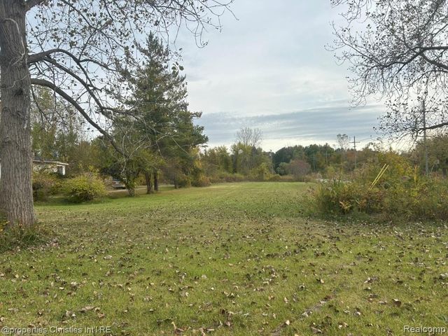 3369 Dove Road, Port Huron, MI 48060