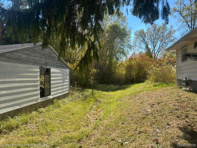 3369 Dove Road, Port Huron, MI 48060